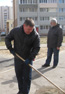 В Заводском районе при поддержке депутата Сергея Агапова состоялся субботник